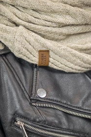 Vivisence 7017S Szalik lub apaszka komin, beżowy